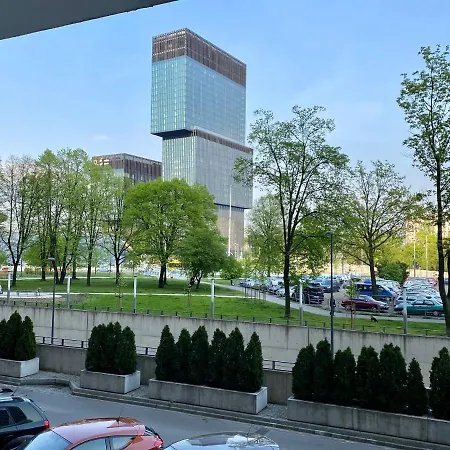 Superjednostka Korfantego 24 Apartamento 3*