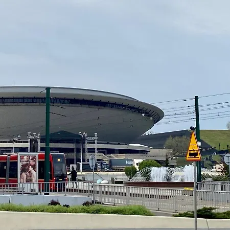 Superjednostka Korfantego 24 شقة كاتوفيتسه