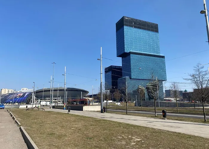 Superjednostka Korfantego 24 3* Katowice